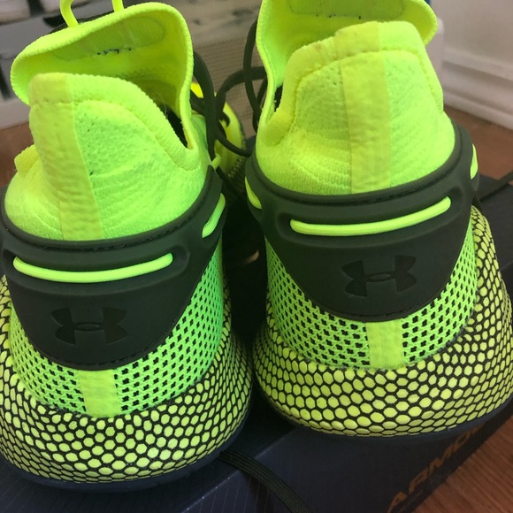 Men’s basketball sneakers - Picture 2 of 2